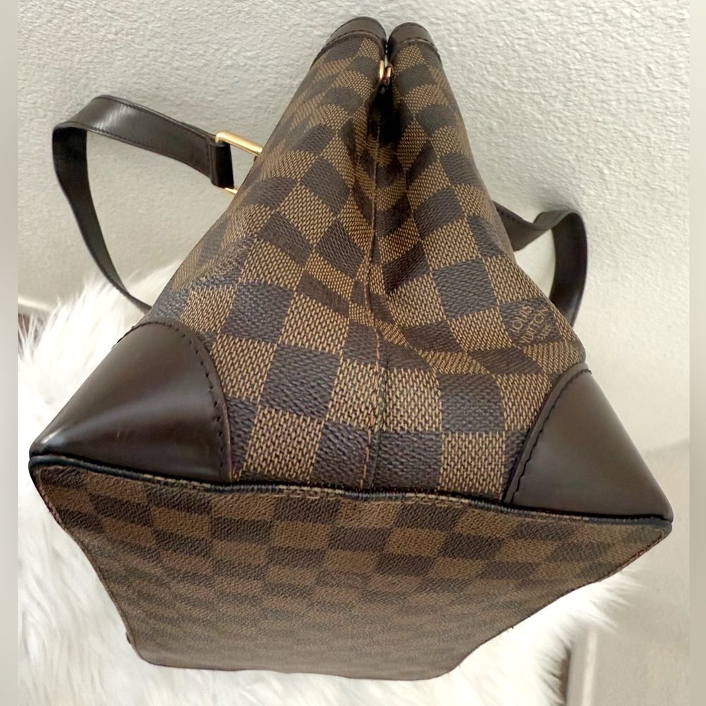 LOUIS VUITTON Damier Ebene Hamstead PM Handbag - Picture 7 of 17